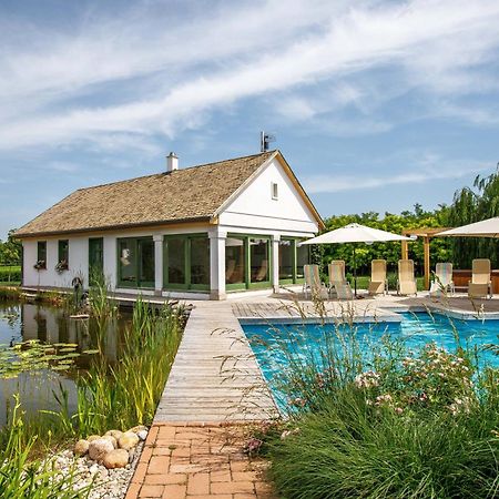 Lajoskomárom Paskom Cottage מראה חיצוני תמונה