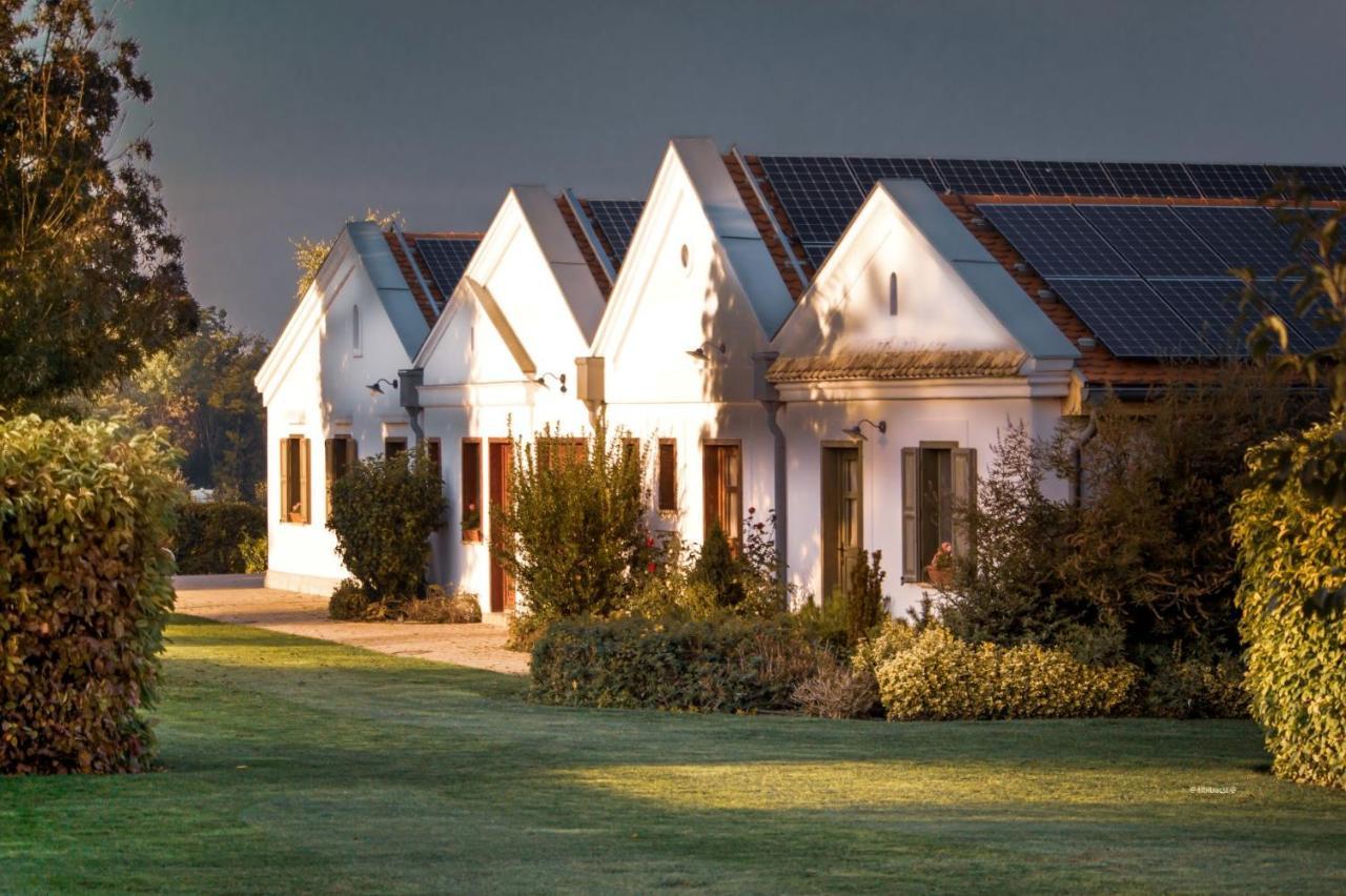 Lajoskomárom Paskom Cottage מראה חיצוני תמונה