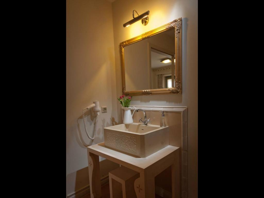 Lajoskomárom Paskom Cottage מראה חיצוני תמונה